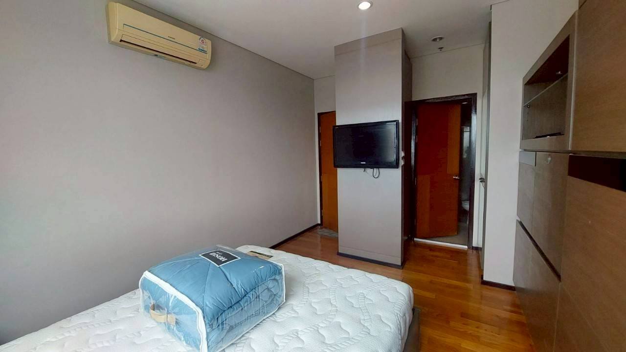 ให้เช่าคอนโด Villa Sathorn (วิลล่า สาทร) โซนพื้นที่ BTS กรุงธน ห้องแบบ 2ห้องนอน / 2ห้องน้ำ / โซนครัวปิด ขนาดห้อง 90 ตรม. ชั้น 17