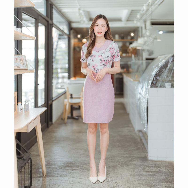 kudapy เดรสสั้นสีม่วง/สีชมพู/สีเหลือง คอปกมีกระตรงกลางอก