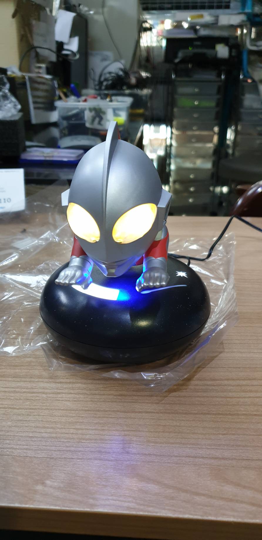 non450262 ราคาพิเศษสินค้าขาดผ้าคลุมครับ StayAir flying pose figure Magnetic levltating edltlon