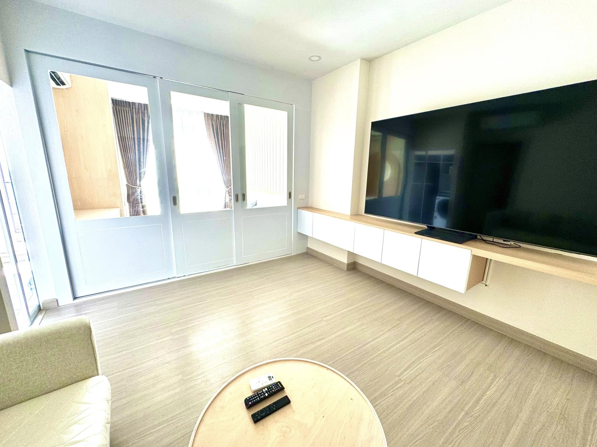 ปล่อยเช่า Supalai Loft Sathorn-Ratchaphruek : ศุภาลัย ลอฟท์ สาทร - ราชพฤกษ์ - โซนพื้นที่ BTS MRT บางหว้า 1ห้องนอน 1ห้องน้ำ 1ห้องนั่งเล่น - ขนาดห้อง 35 ตรม. ชั้น 20 - ให้เช่า 12,900 ต่อเดือน