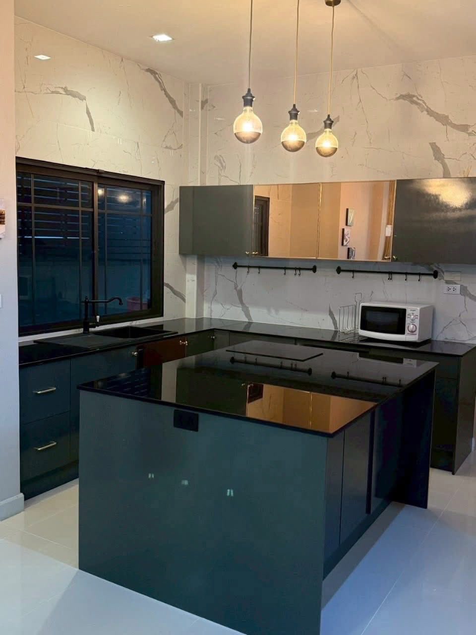 ให้เช่าบ้านเดี่ยว Bangkok Boulevard Chaengwattana 2 (บางกอก บูเลอวาร์ด แจ้งวัฒนะ 2) ที่ดิน 60.1 ตรว. พื้นที่ใช้สอย 248 ตรม. บ้านทิศเหนือ 4 ห้องนอน 3 ห้องน้ำ 2 ที่จอดรถ