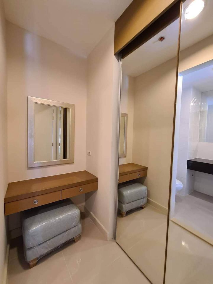 สนใจชมห้องติดต่อได้เลย Line ID: Smile-easy ปล่อยเช่าคอนโด IDEO Ladprao 5 (ไอดีโอ ลาดพร้าว 5) - 1ห้องนอน 1ห้องน้ำ 1ห้องนั่งเล่น - ใกล้ MRT ลาดพร้าว - ขนาดห้อง 34 ตรม. ชั้น 8