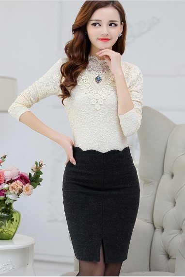 kudapy เสื้อลูกไม้สีแดง สีขาว ไสตล์เกาหลี ทรงเข้ารูปคอตั้งแต่งลูกไม้และคริสตัลช่วงหน้าอก งานลูกไม้ทั้งตัวมีซับใน