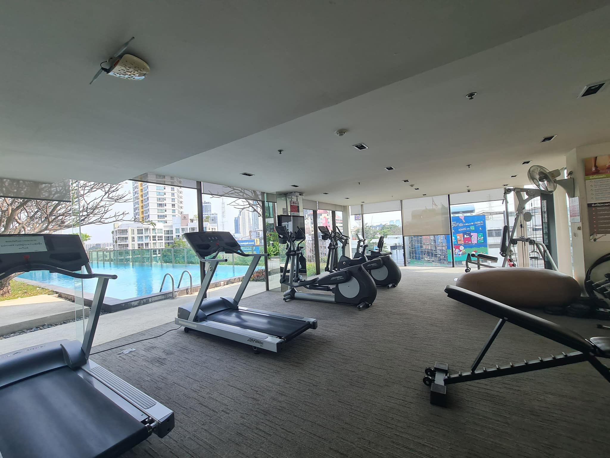 ปล่อยเช่าคอนโด IDEO Ladprao 5 (ไอดีโอ ลาดพร้าว 5) - 1ห้องนอน 1ห้องน้ำ 1ห้องนั่งเล่น - ใกล้ MRT พหลโยธิน - ขนาดห้อง 33.5 ตรม. ชั้น 18