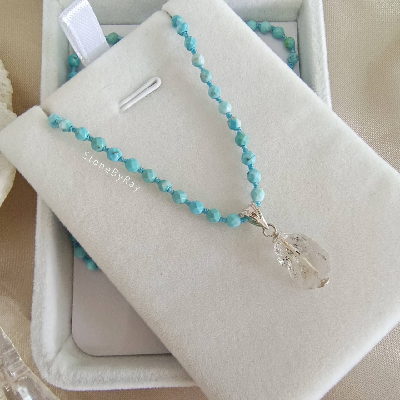 สร้อยคอเชือกถักหินเทอร์ควอยส์กับจี้คริสตัลเฮอร์คิเมอร์ Turquoise+Herkimer Diamond