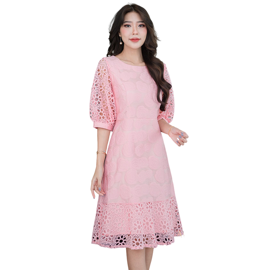 kudapy เดรสลายดอกลูกไม้ตามแบบสีชมพู สีดำ แขนสั้นพองทรงสวย เก็บเอวอย่างดี มีซับใน ซิบหลังอย่างดีค่ะ