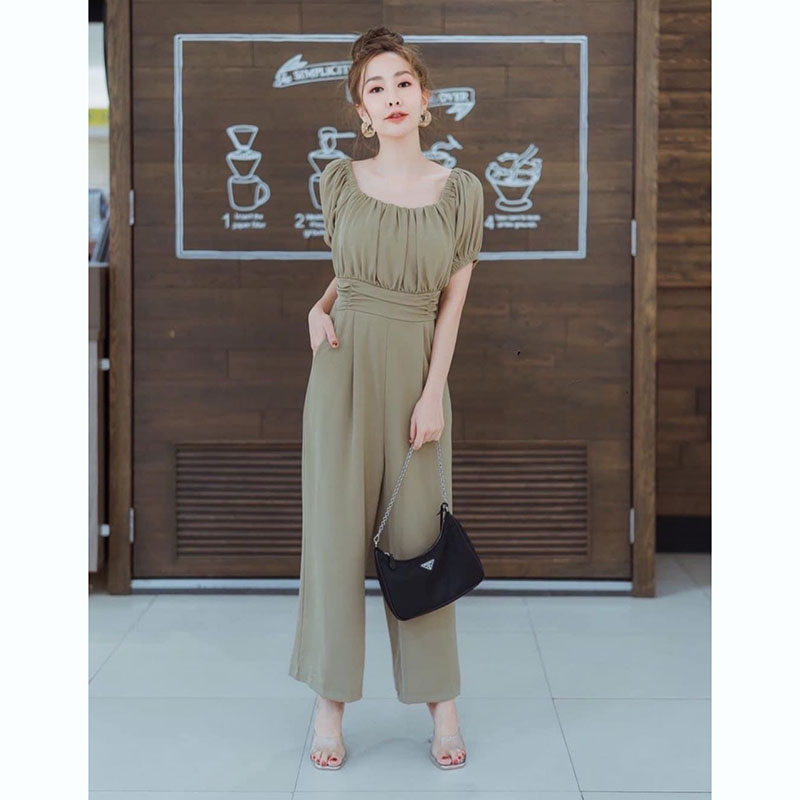 kudapy จั๊มสูทขายาวสีกากี/สีดำ ทรงสวย แต่งเปิดไหล่ แขนตุ๊กตา กระเป๋าข้าง ผ้าเนื้อดี