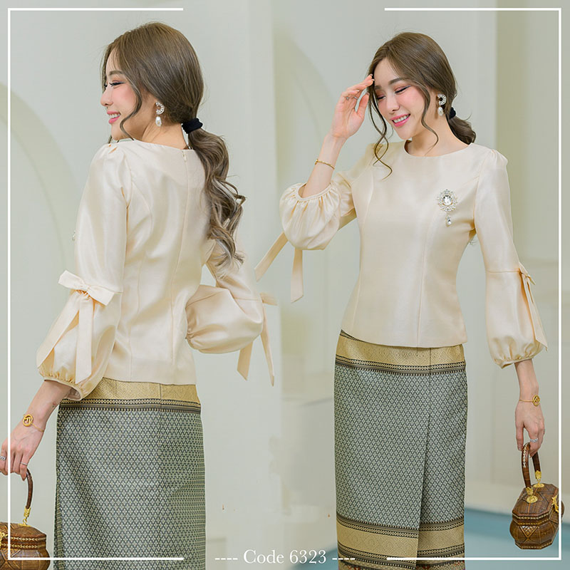 kudapy เสื้อผ้าไหมจิตรลดาสีครีม เทา น้ำเงิน งานแขนบอลลูนแต่งโปบว์ตัวเสื้ออัดกาวทั้งตัว และมีซับในให้ มาพร้อมชิปซ่อนหลังใส่สบาย