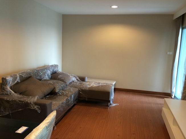 ให้เช่าคอนโด Belle Grand Rama 9 (Belle Avenue) Free Wifi