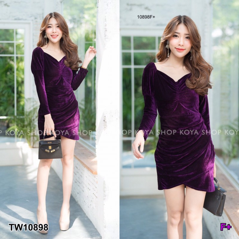 kudapy เดรสกำมะหยี่แขนยาว จับจีบเว้าอก แต่งชายกระโปรงไขว้ เนื้อผ้ากำมะหยี่ ซิปหลังยาว