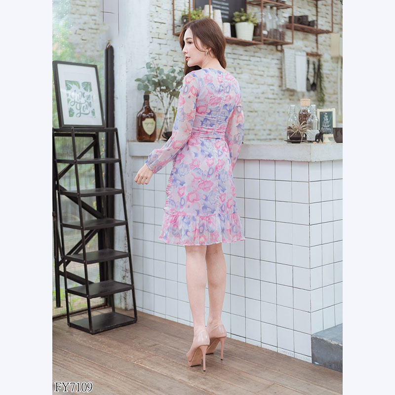 kudapy เดรสสั้นสีชมพู,สีเขียว กระโปรงอัดจีบลายดอกสวยดูดีใส่สบาย