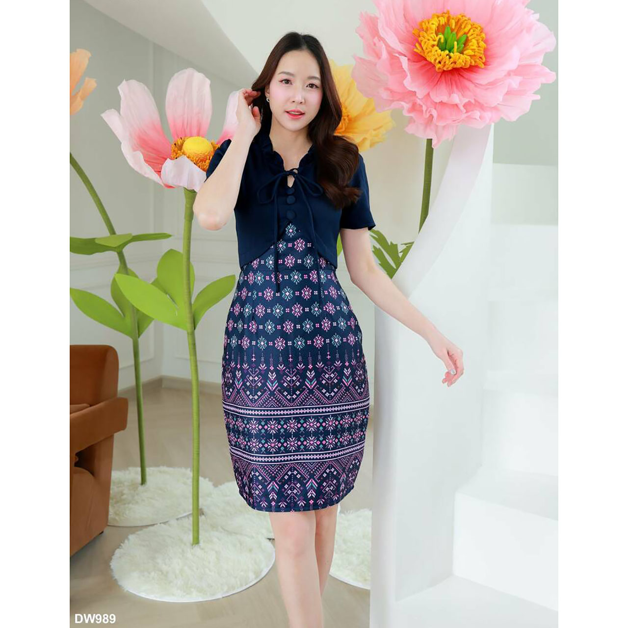 kudapy เดรสสั้น กั๊กเข้ารูปกระโปรงลายไทย ผ้าใส่สบายสวยดูดี