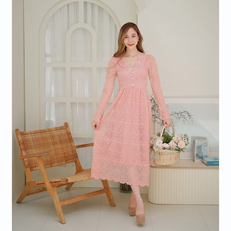 kudapy เดรสยาวสีชมพุ/สีครีม ลูกไม้แขนยาวสวยใส่สบายดูดี