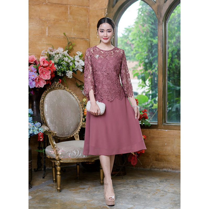 kudapy เดรสสั้นลูกไม้ไปงานสีฟ้าคราม/สีดำ/สีชมพู/สีกะปิ คอกลม แขนสามส่วน เดรสแต่งชีฟอง มีซับใน ทรงสวยมากค่ะ