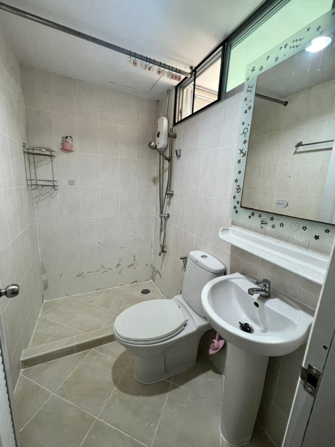 ให้เช่าและขาย Aree Place Phahonyothin (อารีย์ เพลส พหลโยธิน) ชั้น5 พร้อมอยู่