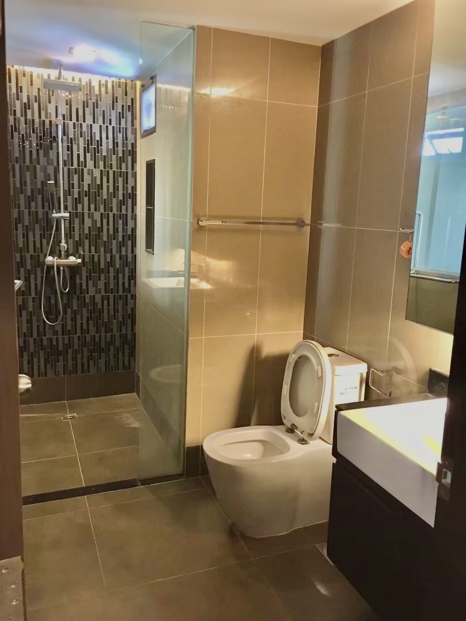 ให้เช่าคอนโด Tidy Thonglor (ไทดี้ ทองหล่อ) โซน รถฟ้า BTS ทองหล่อ 1ห้องนอน / 1ห้องน้ำ ขนาดห้อง 30 ตรม. ชั้น 5