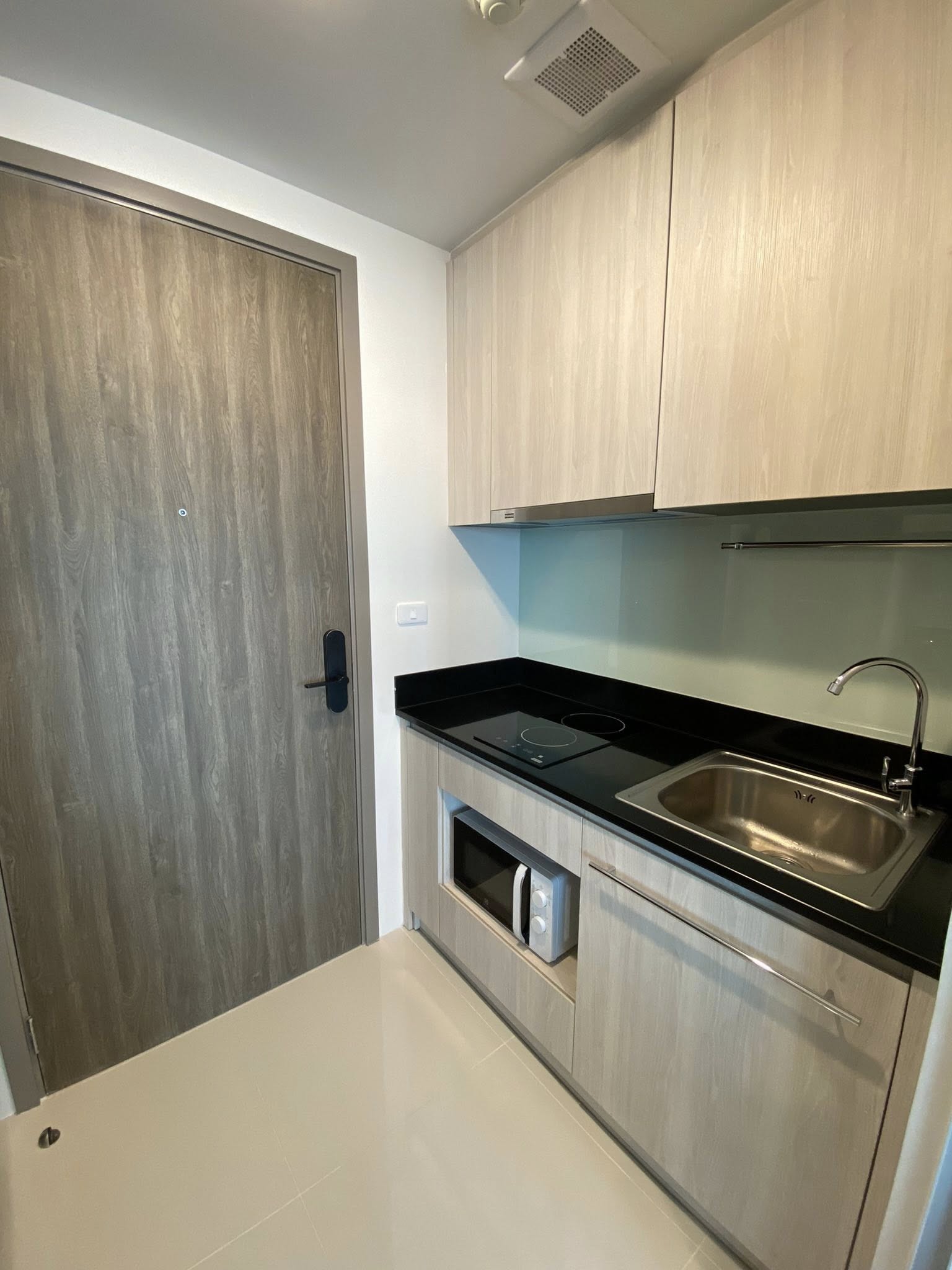 ให้เช่าคอนโด Niche Mono Ramkhamhaeng (นิช โมโน รามคำแหง) High Rise โซนพื้นที่ รามคำแหง ห้องแบบ 1ห้องนอน 1ห้องน้ำ ขนาดห้อง 28.75 ตรม. ชั้น 22 ตึก A