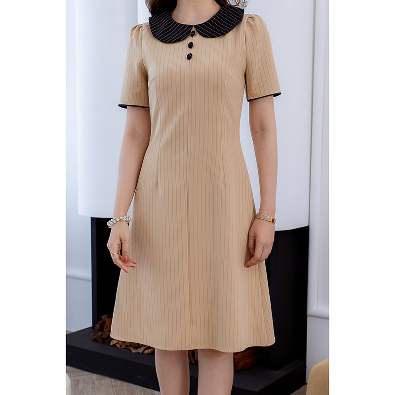 kudapy เดรสสั้นสีชมพู/สีครีมเข้ม คอปก ผ้าลายทาง สวยเรียบ ๆ ใส่ได้ตลอดกาล สวยคุณภาพ ใช้ผ้าอย่างดี มีดีเทลคอปกและแต่งกระดุม