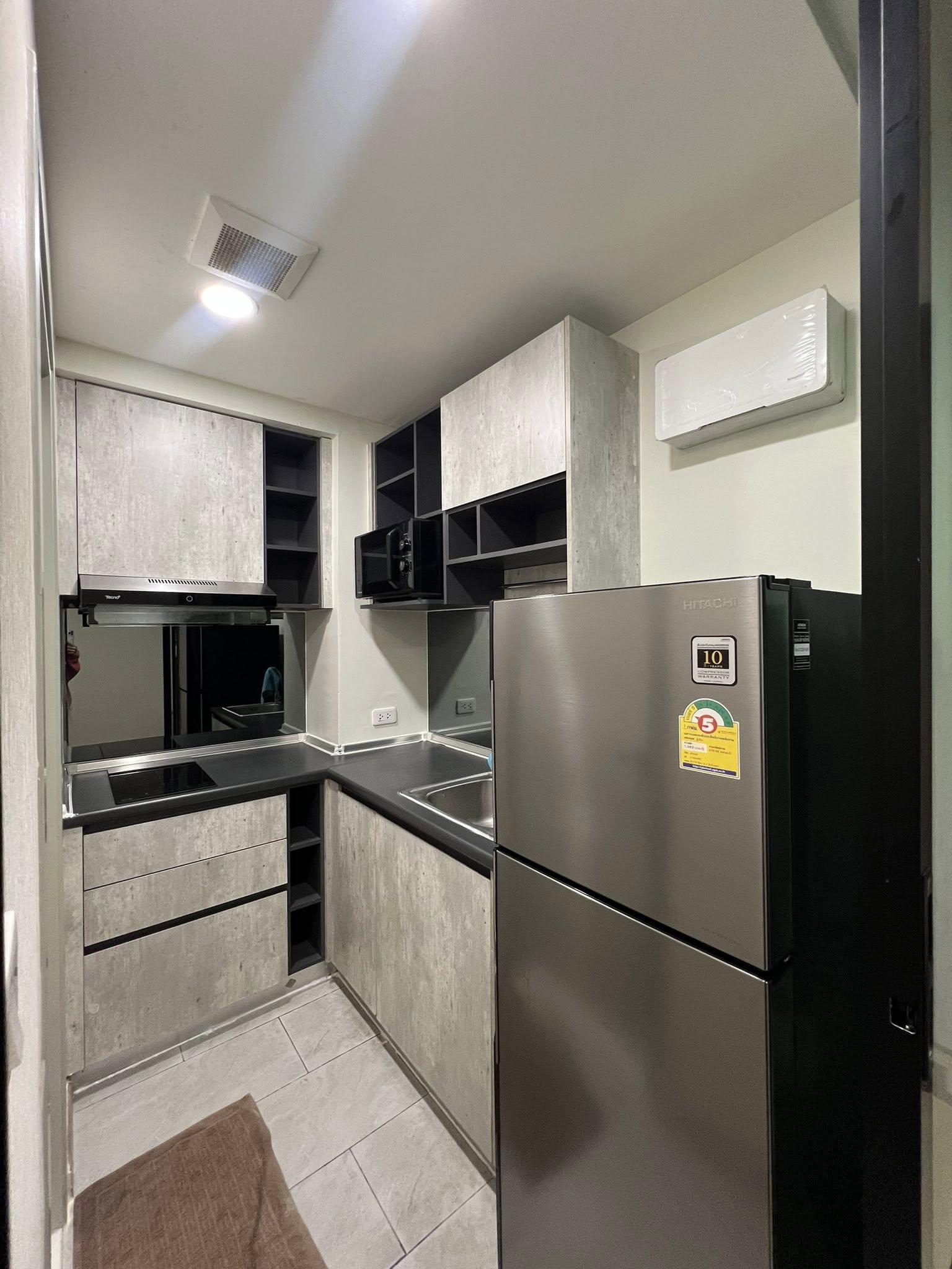 ให้เช่าคอนโด THE CUBE LOFT Ladprao 107 (เดอะคิวบ์ ลอฟท์ ลาดพร้าว 107) โซน รถไฟฟ้า MRT ลาดพร้าว 101 2ห้องนอน / 1ห้องน้ำ ขนาดห้อง 36 ตรม. ชั้น 3