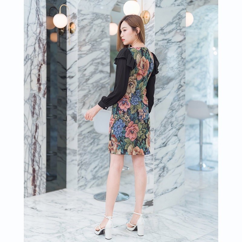 kudapy เดรสสั้นคอวีสีครีม/สีดำ/สีชมพู ลายดอกไม้แขนยาวสีพื้น สวยใส่สบายน่ารักมากๆ