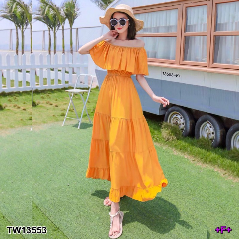 kudapy Maxi Dress เดรสยาวสีขาว ม่วงอ่อน ม่วงเข้ม ส้ม เขียวทะเล เขียวมิ้นท์ เหลือง เปิดไหล่ แขนระบาย ชายเดรสแต่งระบายรอบ มีซับในกระโปรง