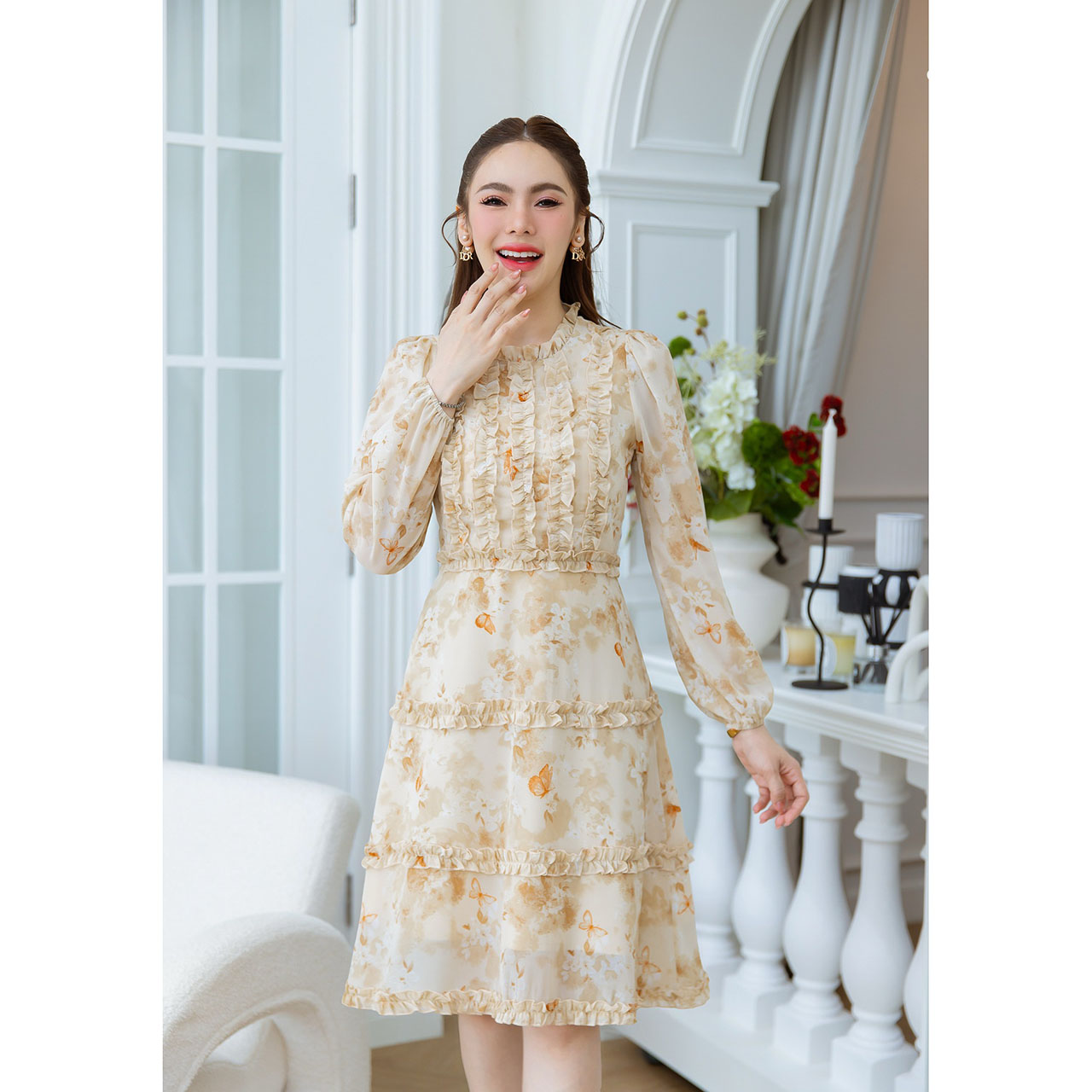 kudapy เดรสแขนยาวผ้าชีฟองลายดอกสวยละมุน โทนสีพาสเทลสวยหวาน มีดีเทลเย็บเป็นระบาย