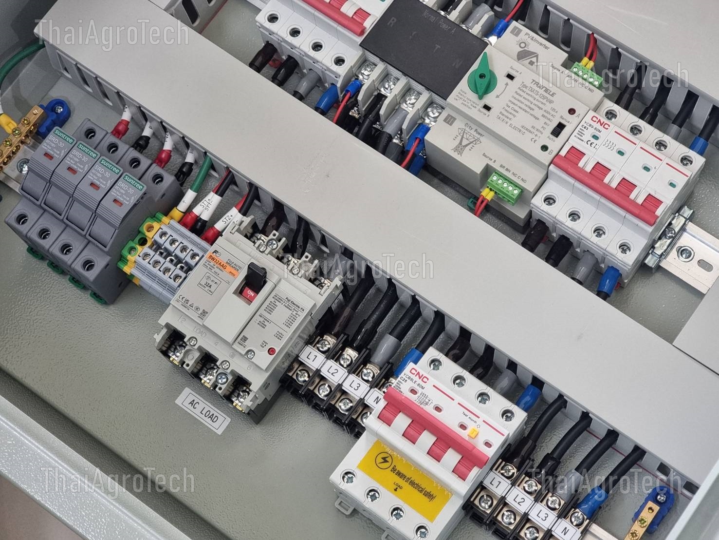 ตู้คอมบายเนอร์แบบไฮบริดแบบออนออฟกริด 2สตริง 3เฟส Hybrid On-OffGrid ขนาด 5kw-40Kw MCCB, RCBO, DC 2string ATS 100A 4P (3Phase) ระบบโซล่าเซลล์ ไฮบริด #Deye #Growatt #PowMr #SRNE #LVTOPSUN #Anern