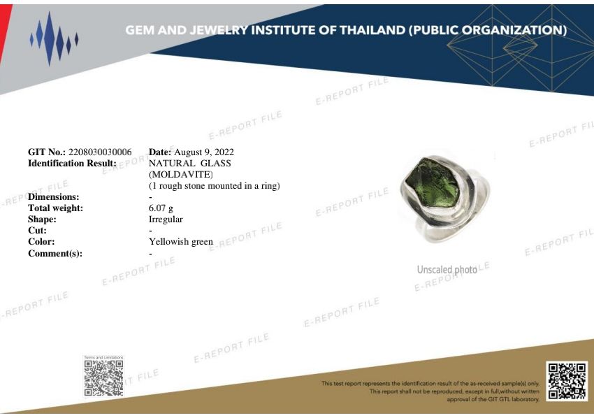 แหวนเงินสะเก็ดดาวโมดาไวต์ทรงธรรมชาติ(Moldavite)