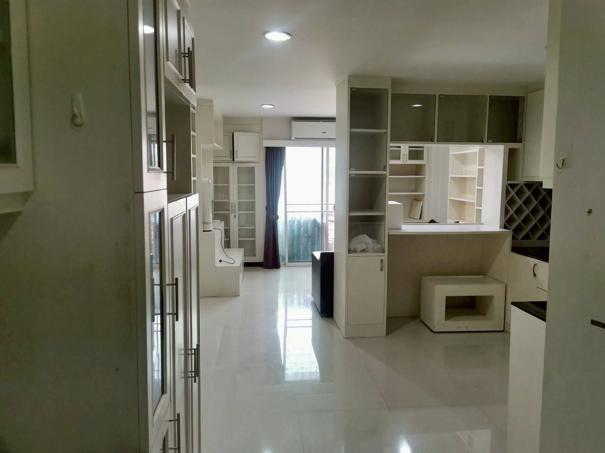 ให้เช่าคอนโด Bodin Suite Home (บดินทร์ สวีท โฮม) โซน รถไฟฟ้าสีเหลือง BTS มหาดไทย ห้องแบบ 2ห้องนอน / 2ห้องน้ำ ขนาดห้อง 72 ตรม. ชั้น 4 ตึก E