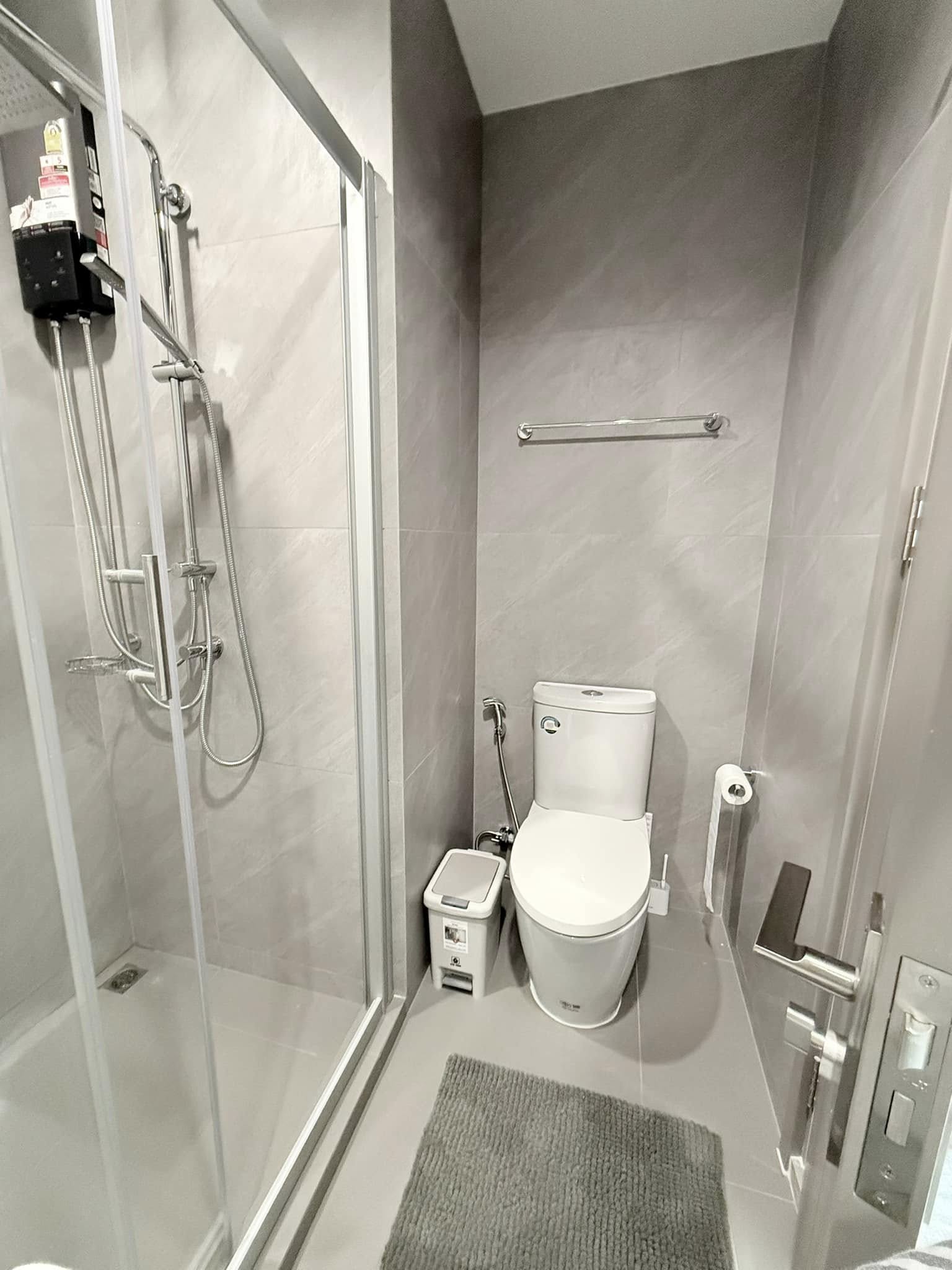 ปล่อยเช่า IDEO Sukhumvit Rama 4 : ไอดีโอ สุขุมวิท - พระราม 4 - โซนพื้นที่ BTS พระโขนง 1ห้องนอน 1ห้องน้ำ - ขนาดห้อง 35 ตรม. ชั้น 19 - ให้เช่า 25,000 ต่อเดือน