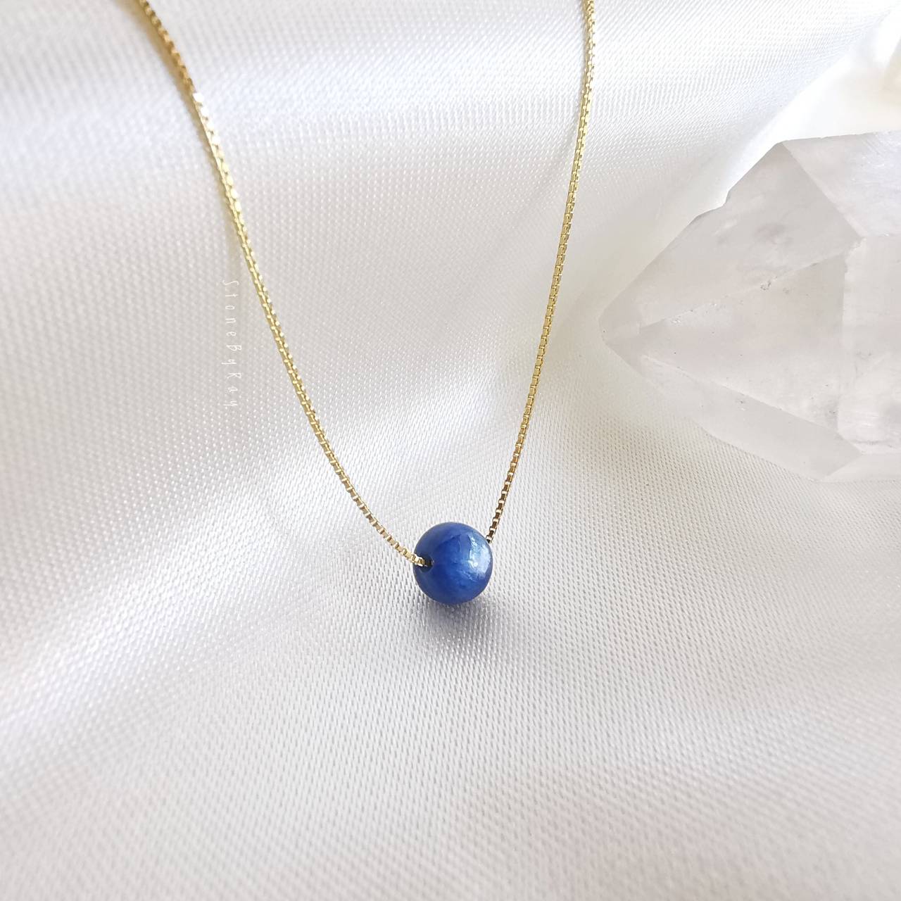 สร้อยคอเงินชุบทองจี้หินไคยาไนท์ Kyanite