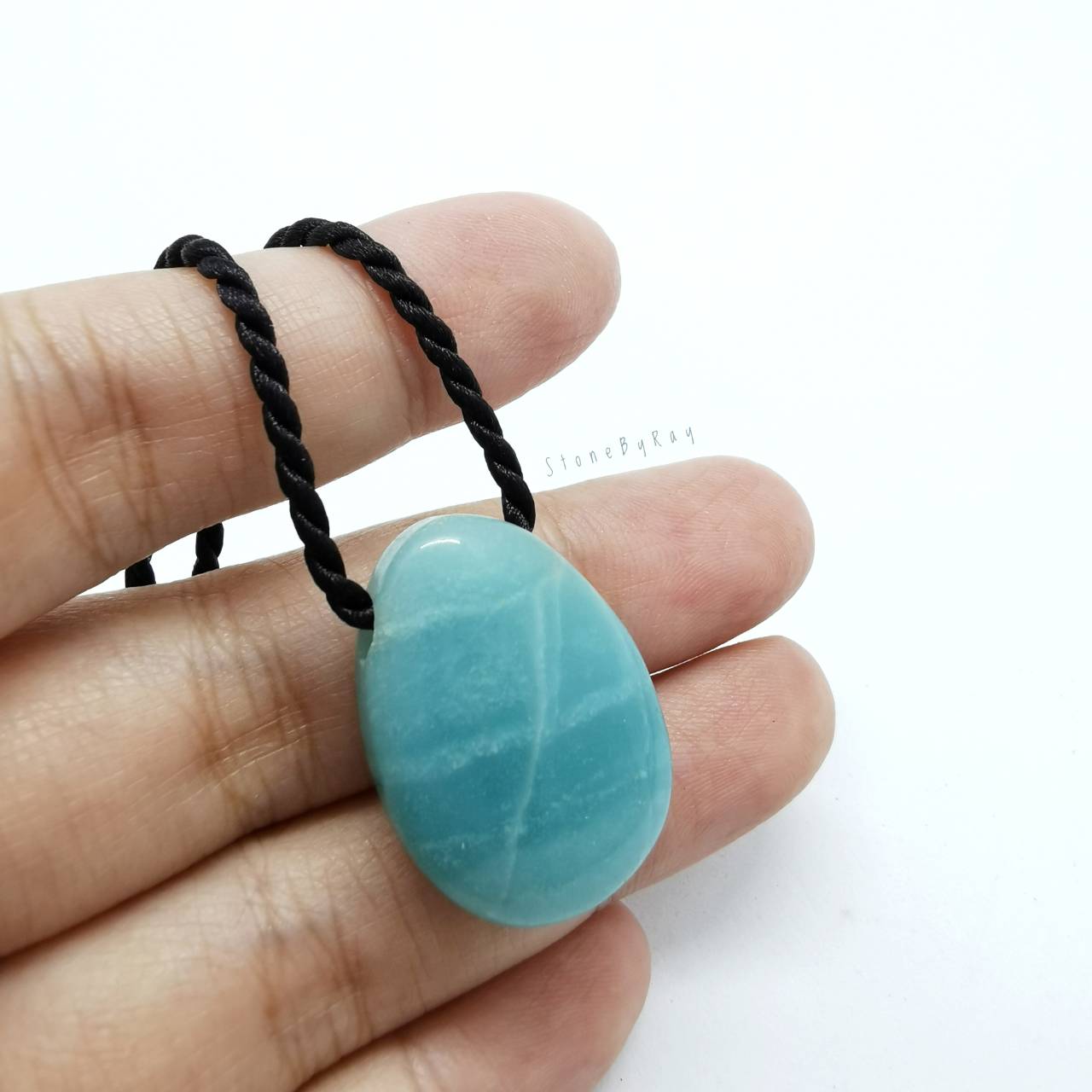 สร้อยคอเชือกถักจี้หินอมาโซไนท์ Amazonite