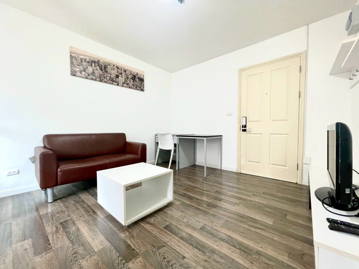 ให้เช่าคอนโด dBURA Pran Nok (ดีบุรา พรานนก) Low Rise โซนพื้นที่ MRT ไฟฉาย รพ.ศิริราช ห้องแบบ 1ห้องนอน 1ห้องน้ำ ขนาดห้อง 30 ตรม. ชั้น 11 ตึก B