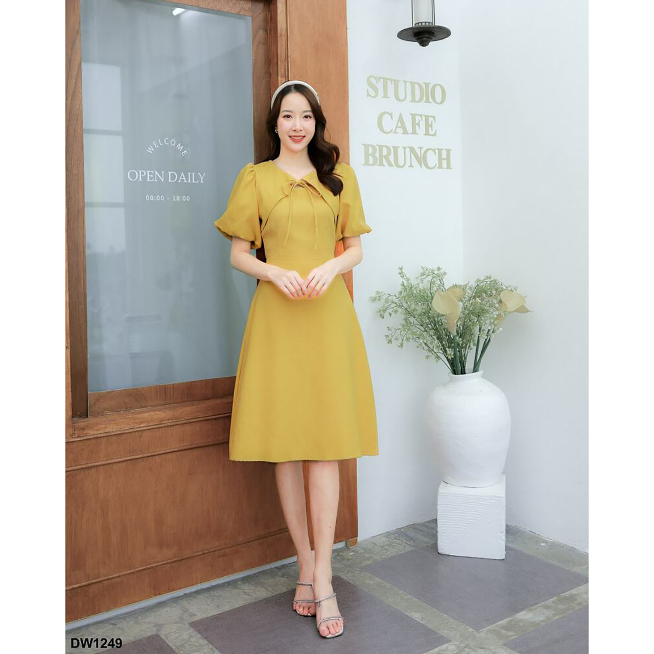 kudapy เดรสสั้นสีเหลือง/สีชมพู/สีกรม แขนตุ๊กตาผูกโบว์กระโปรงบาน ใส่สบายสวยดูดี