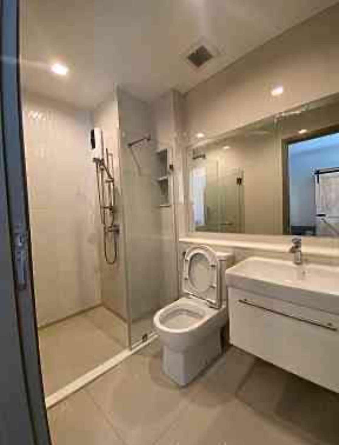 ปล่อยเช่าคอนโด Life Asoke Hype Rama9 (ไลฟ์ อโศก ไฮป์ พระราม9) - Studio 1ห้องน้ำ 1ห้องครัว - ใกล้ MRT พระราม 9 เพชรบุรี - ขนาดห้อง 27 ตรม. ชั้น 7