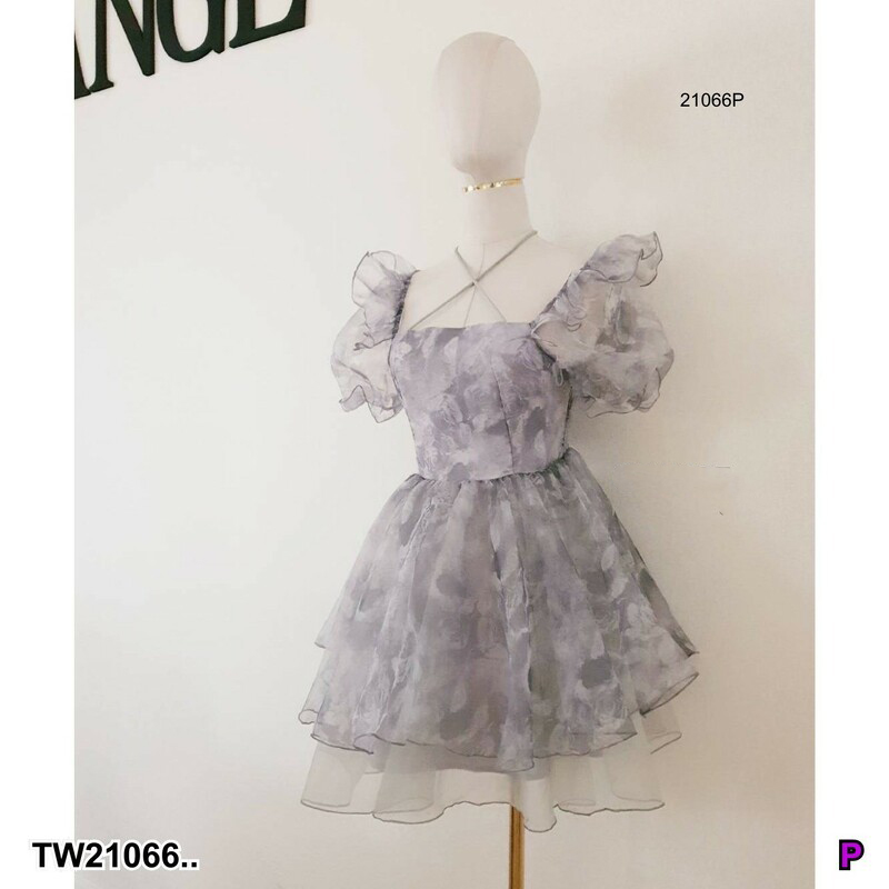 kudapy เดรสสั้นสีขาว/สีชมพู/สีเทา แขนตุ๊กตา ผ้าย่นแต่งกลิตเตอร์ ใส่แล้วไม่ร้อน โทนสีใส่ง่าย ดีไซน์สวย