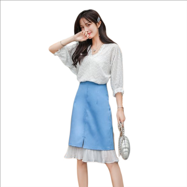 ชุดเซ็ท 2 ชิ้น เสื้อลูกไม้ฉลุสีขาว+กระโปรงสีฟ้าแต่งระบาย ทรงน่ารักมากๆๆค่ะ M L