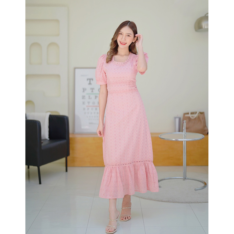 kudapy เดรสยาวสีขาว/สีชมพู เดรสออกงานผ้าฉลุแขนตุ๊กตา ใส่สบายสวยดูดีมากๆ