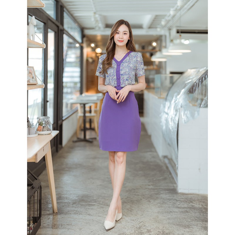 kudapy เดรสสั้นสีเขียว/สีชมพู/สีม่วง เดรสใส่ทำงานท่อนบนลายดอกมีกระดุมกลางอก