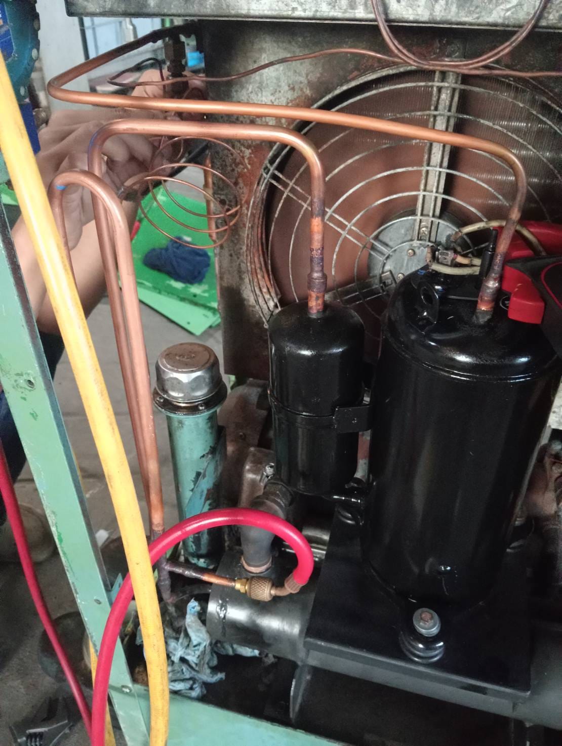 งานซ่อมตู้ SPINDLE OIL COOLING UNIT เครื่องจักร CNC