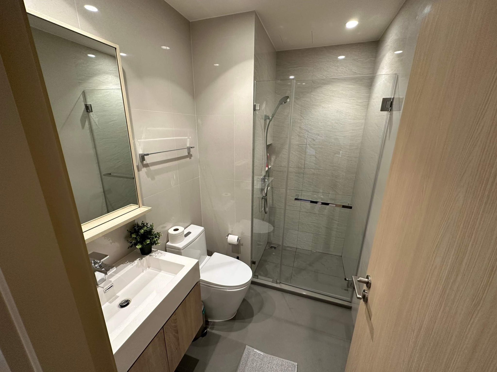 ให้เช่าห้องเลี้ยงสัตว์ได้แบบ 1ห้องนอน 1ห้องน้ำ โซนพื้นที่ BTS เอกมัย คอนโด Maru Ekkamai 2 (มารุ เอกมัย 2) High Rise ขนาดห้อง 34 ตรม. ชั้น 20