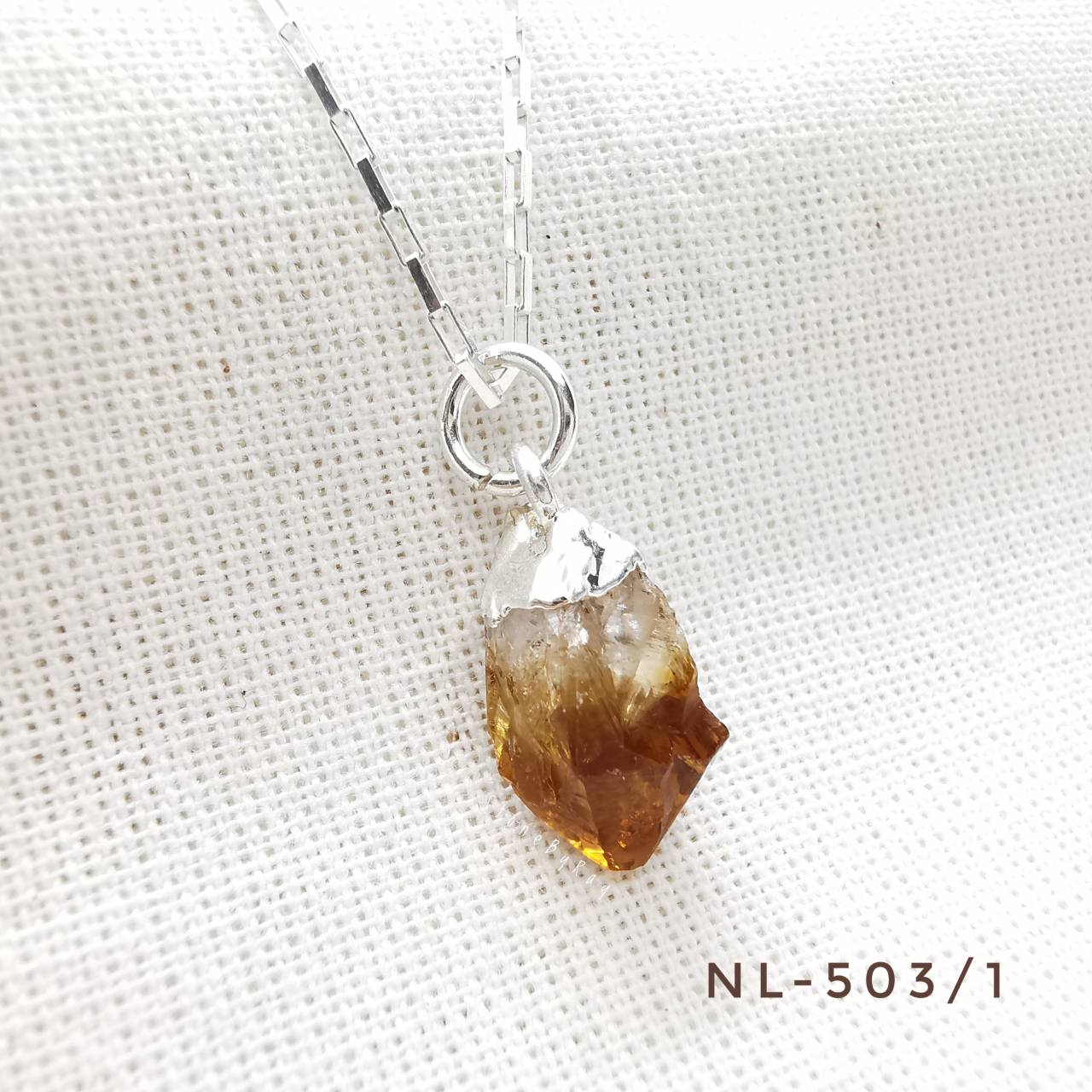 สร้อยคอเงินจี้หินซิทรินผลึกธรรมชาติ Citrine