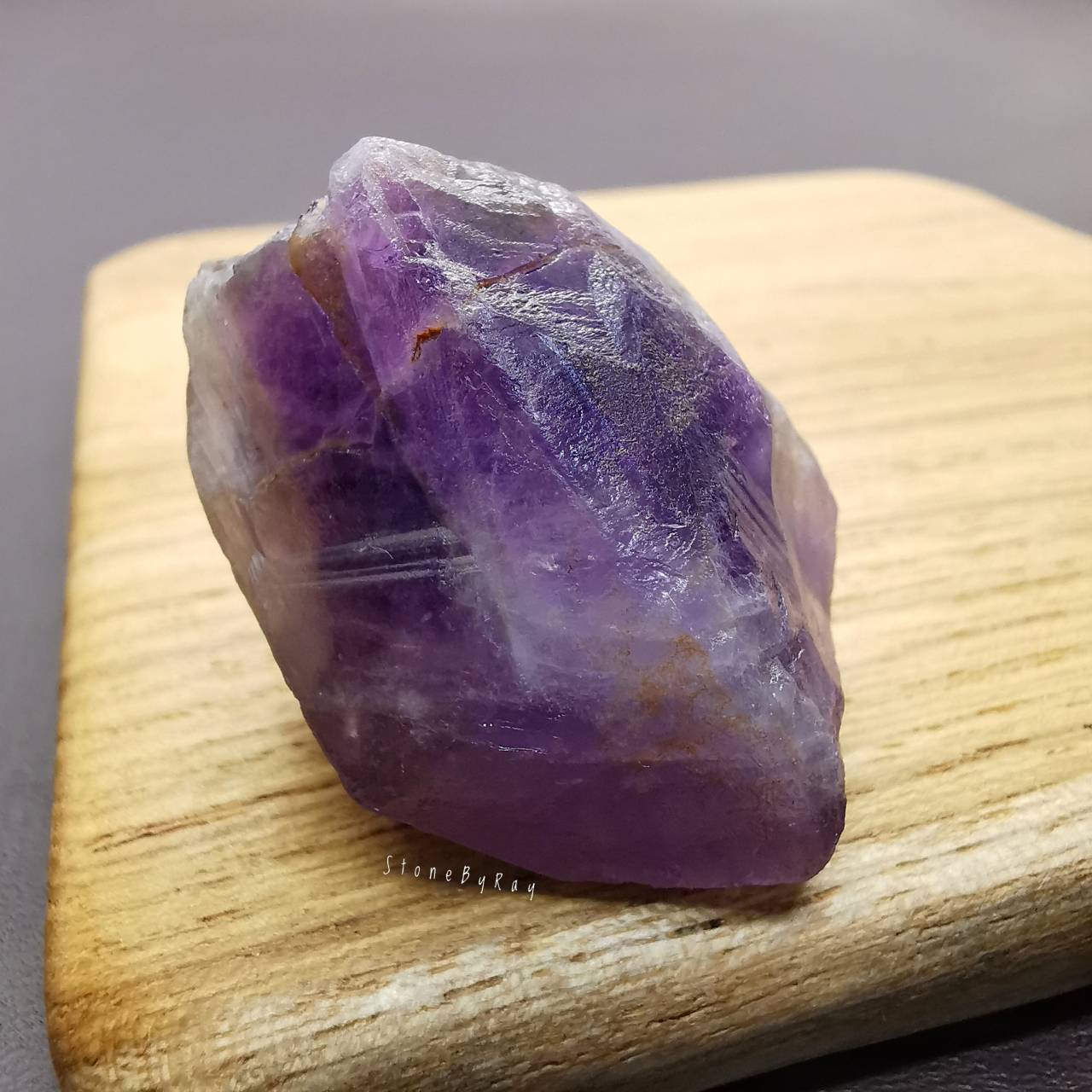 หินอเมทิสต์ผลึกธรรมชาติ Amethyst