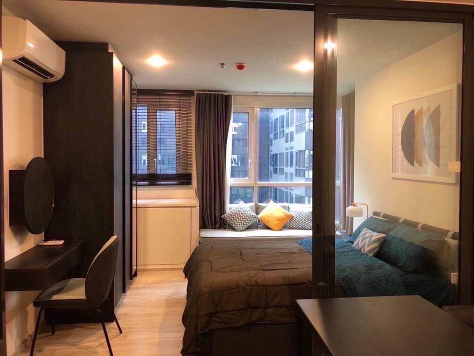 ปล่อยเช่าคอนโด XT HUAIKWANG (เอ็กซ์ที ห้วยขวาง) - 1ห้องนอน 1ห้องน้ำ 1ห้องนั่งเล่น 1ห้องครัว - ใกล้ MRT ห้วยขวาง - ขนาดห้อง 30 ตรม. ชั้น 9 ตึก A