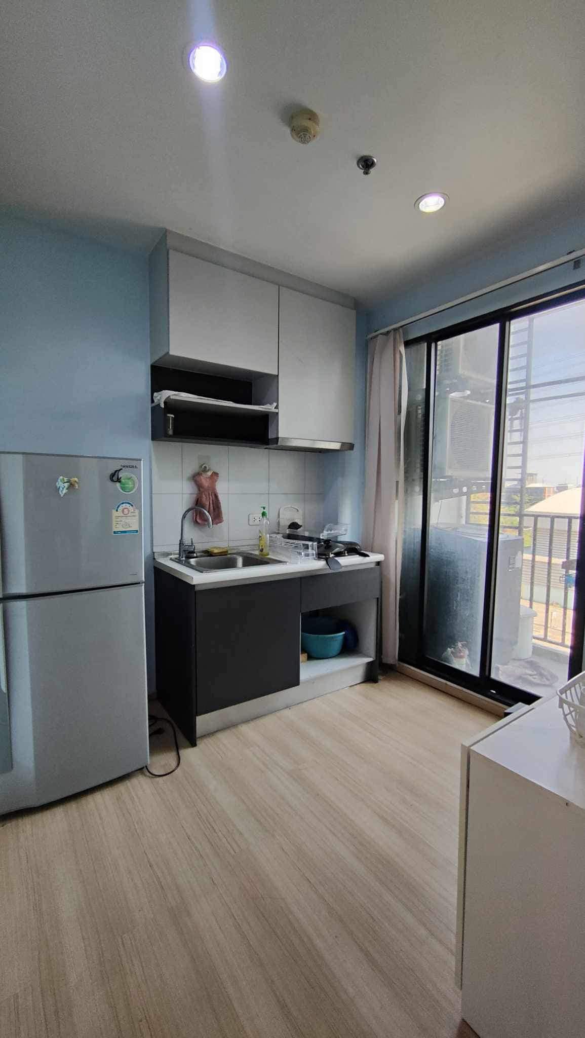 ให้เช่าคอนโด The Base Chaengwattana (เดอะ เบส แจ้งวัฒนะ) - ห้องพร้อมเข้าอยู่มีเครื่องซักผ้า - การเดินทาง: MRT เมืองทองธานี - ใกล้ เมืองทอง โลตัส แมคโคร เซ็นทรัล ศูนย์ราชการ