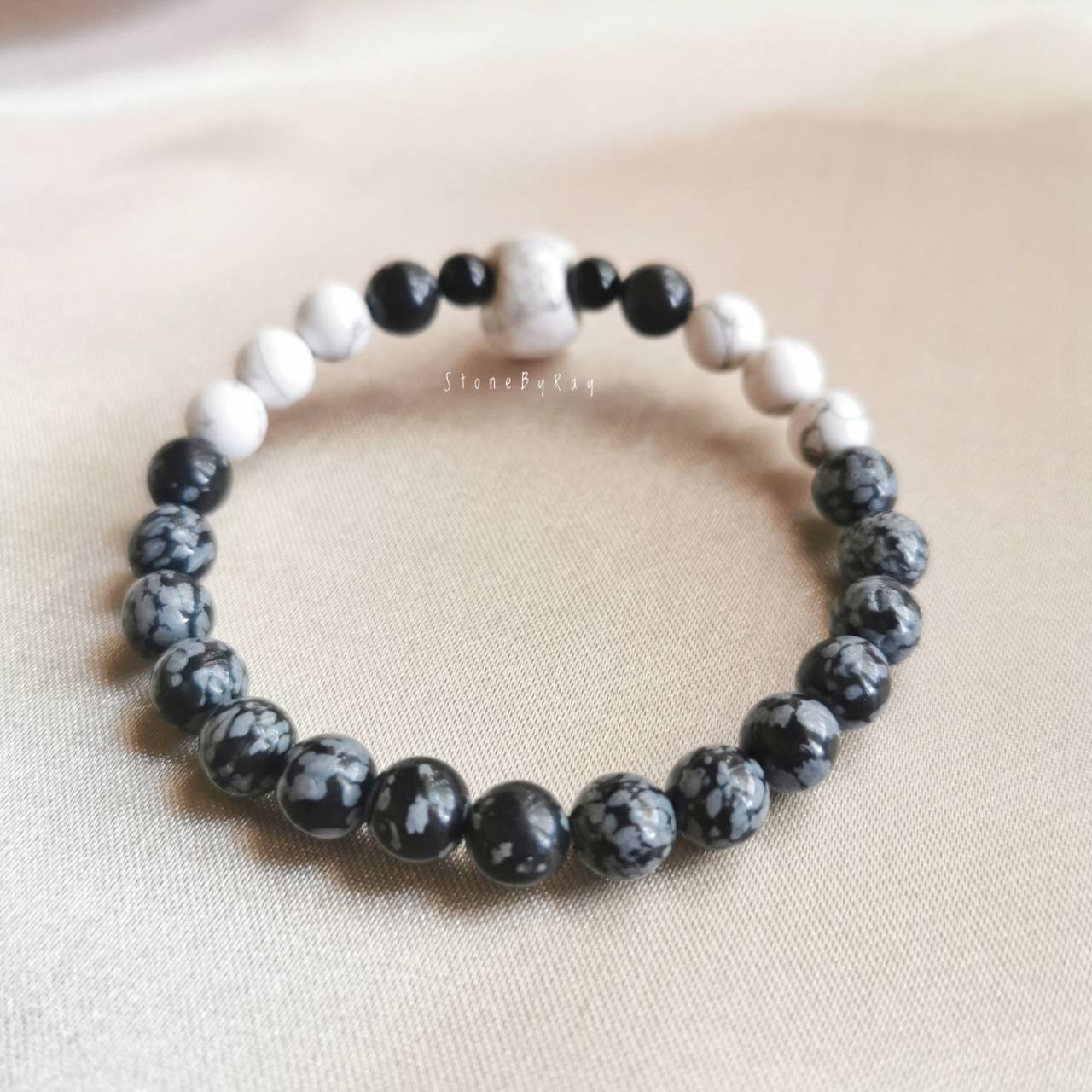 สร้อยข้อมือหินฮาวไลท์,สโนวเฟล็กออปซิเดียน,ออนิค Howlite+Snowflake Obsidian+Onyx