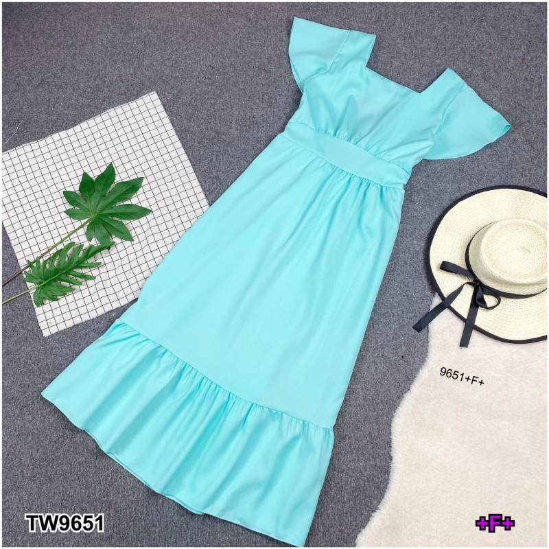 kudapy เดรสคอเหลี่ยมแขนระบาย ผ้าโฟร์เวย์สีขาว ชายเดรสปล่อยสวิง ด้านหลังแต่งผูกโบว์