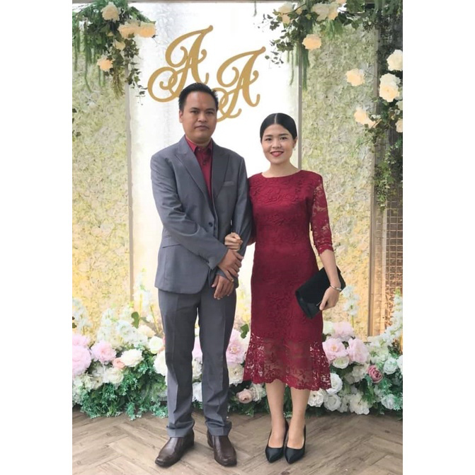 kudapy เดรสสั้นลูกไม้สีแดงไวน์ แขนสี่ส่วน ผ้าลูกไม้ ซิบหลัง ซับในทั้งตัวค่ะ