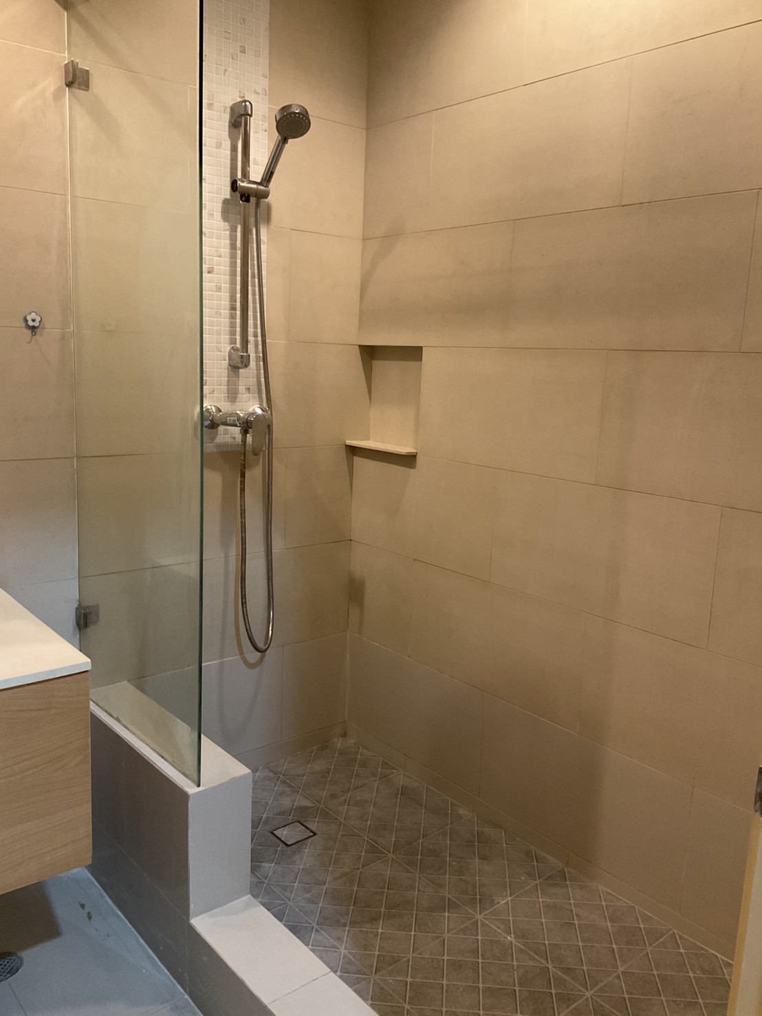 ให้เช่าคอนโด Villa Rachatewi (วิลล่า ราชเทวี) โซน รถไฟฟ้า BTS ราชเทวี Studio / 1ห้องน้ำ ขนาดห้อง 40 ตรม. ชั้น 16