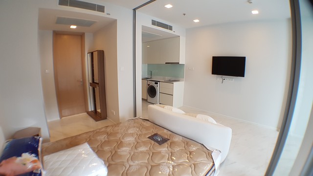 คอนโด Hyde Sukhumvit 11 (ไฮด์ สุขุมวิท 11) ให้เช่า1ห้องนอนเฟอร์ครบ